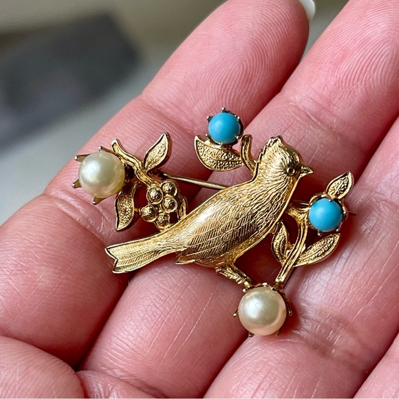Vintage Bird Faux Pearls Turquoise Miniature Gold Tone Unsigned Brooch Pin - Picture 2 of 10